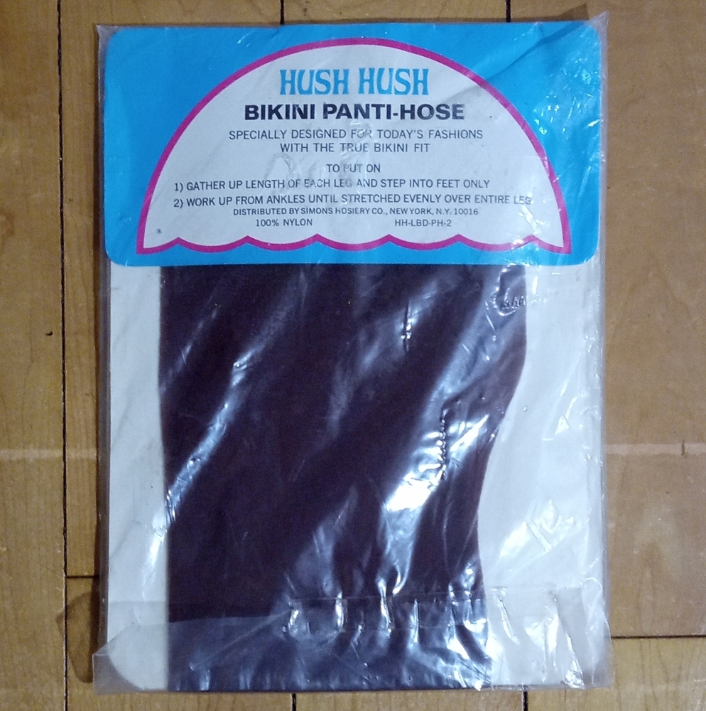 Vintage Hush Hush Bikini Pantyhose in Taupe - Picture 4 of 4